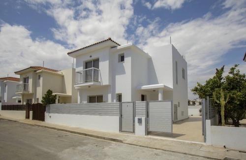 Pernera Villa | Villa Marina in Pernera