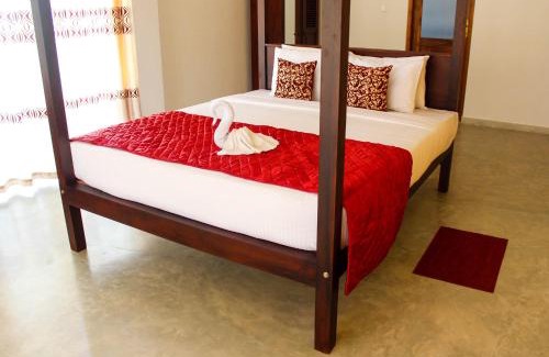Thiranagama Hotel | Villa Marina