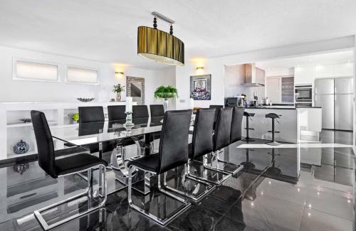 Almunecar Apartment | Villa Marina with stunning view and private pool