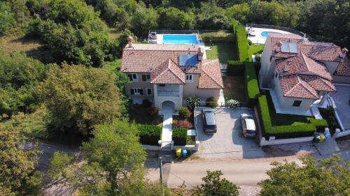 Santalezi Villa | Villa Marion
