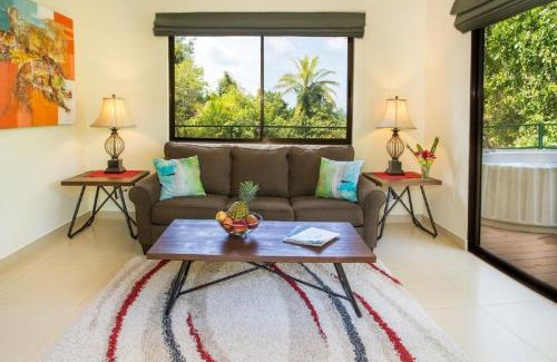 Canton Parrita House | Villa Mariposa - Peaceful and relaxing with ocean view & WiFi