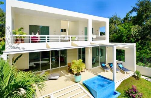 Playacar Fase II Apartment | Villa Mariposa with private pool Jacuzzi und Incl services