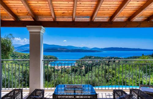 Petaleia Villa | Villa Maro