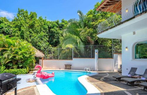 South Shore Hotel Area Villa | Villa Martha Garza Blanca - Private Heated Pool