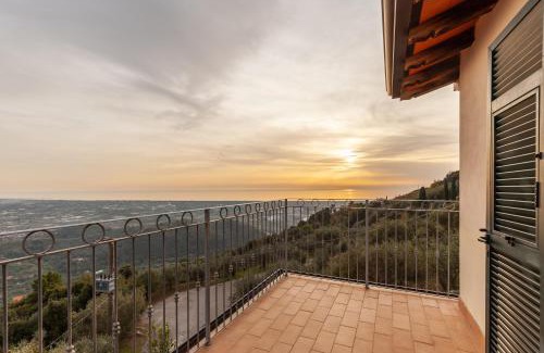 Pietrasanta Villa | Villa Martina