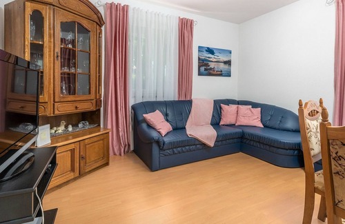 Kastel Cottage | Villa Martina with private Pool and garden