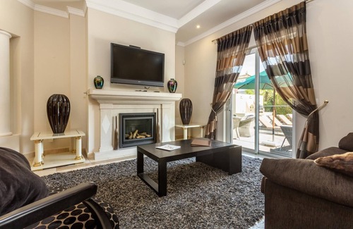 Vale do Garrao Villa | Villa Maureena - Quinta do Mar