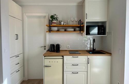 Parede Apartment | Villa Medusa Beach Studios