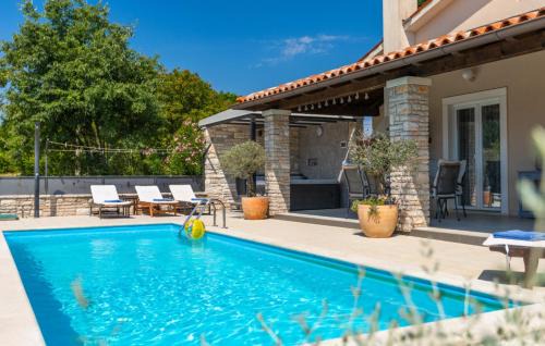 Melnica Villa | Villa Melnica by Villas Guide