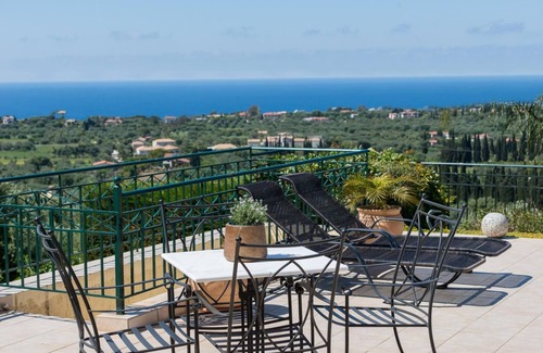 Kaligata Villa | Villa Mera in Kaligata