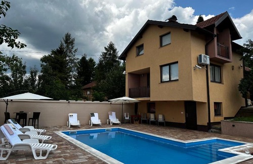 Sarajevo Canton Villa | Villa Mercurii