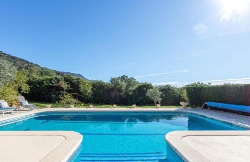 Pau Villa | Villa Mestral by Interhome