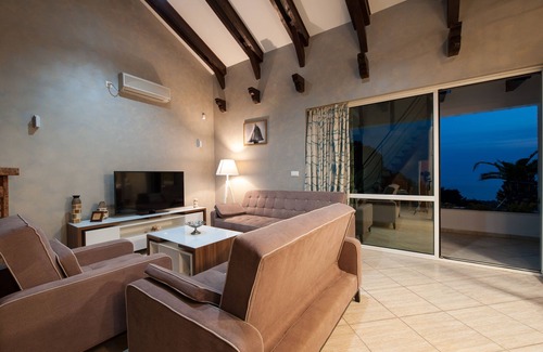 Sveti Stefan Villa | Villa Mia