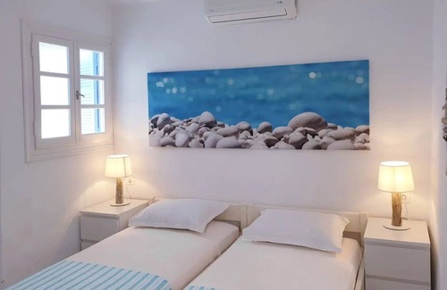 Kanapitsa Villa | Villa Mina, sea views and space for 10 guests