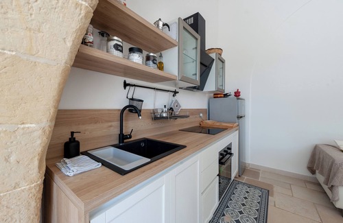 Arnesano Villa | Villa 'Minioti Apartment A-B' with Shared Terrace, Wi-Fi and Air Conditioning