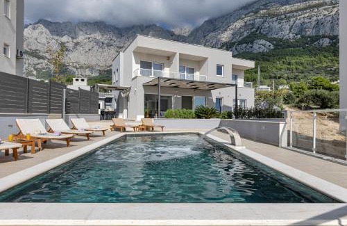 Zelenka Villa | Villa Minkini