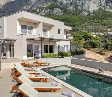 Zelenka Villa | Villa Minkini