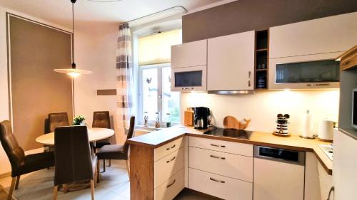 Gohren Apartment | Villa Minna mit großem Balkon
