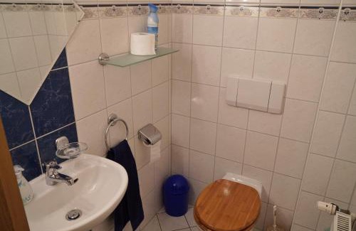 Gohren Apartment | Villa Minna mit großem Balkon
