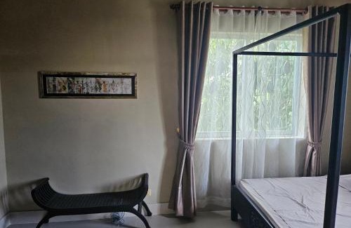 Sen Sok Bed & Breakfast | Villa Minou Ta khmau