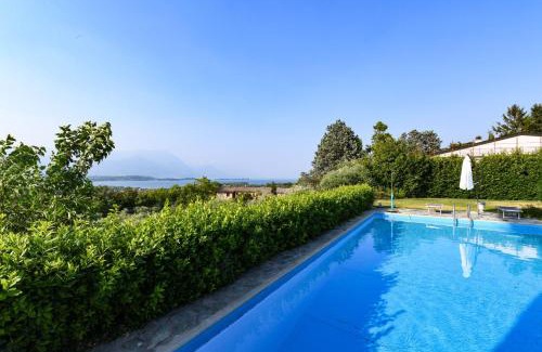 Manerba del Garda Villa | Villa Mira