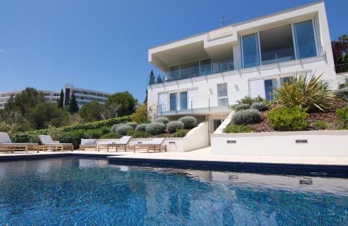 Vallpineda Villa | Villa Miramar by Glasir