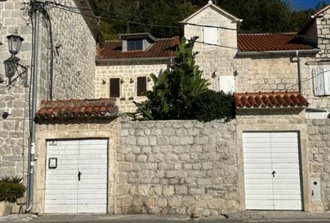 Perast Villa | Villa Miramare Perast