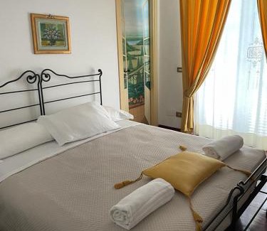 Marcelli House | Villa Mirella
