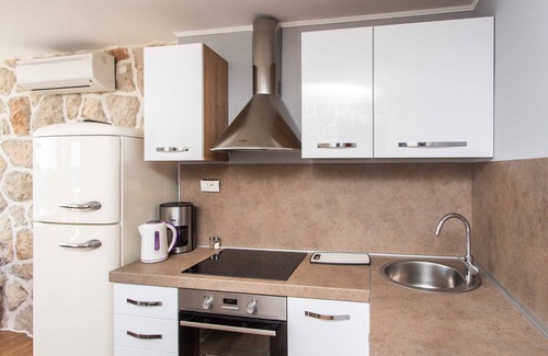 Mlini Apartment | Villa Mirjana - One Bedroom Apartment with Terrace and Sea View (Palma)