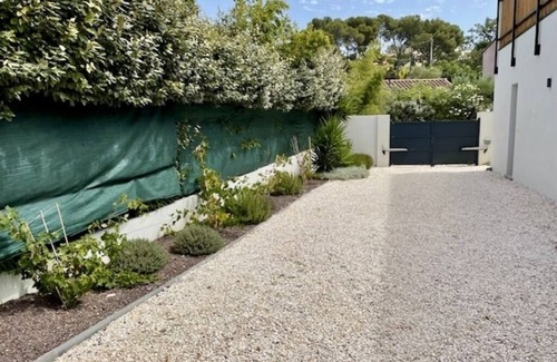 Six-Fours-les-Plages Villa | Villa Moderne - 6P - heated pool from May to Sept - near the port of Le Brusc