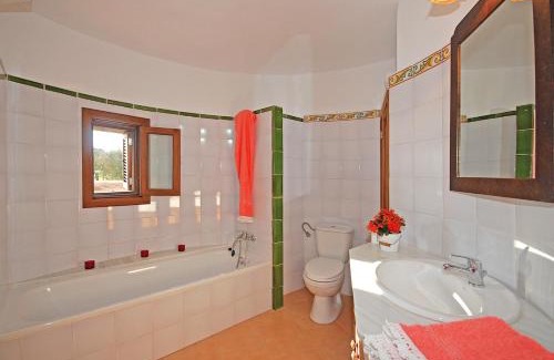 Buger House | Villa Molinot