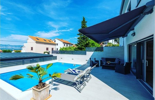 Njivice Villa | Villa Mondo Adria with private pool