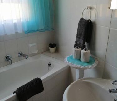 Sedgefield Apartment | Villa Monique Self Catering Apartment