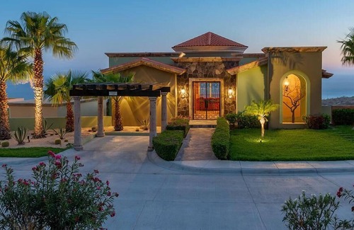 Pedregal Villa | Villa Montecristo