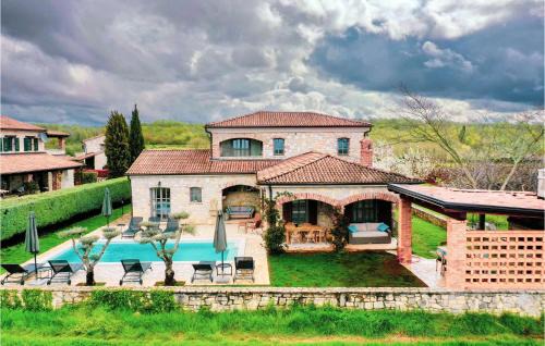 Visnjan House | Villa Montona