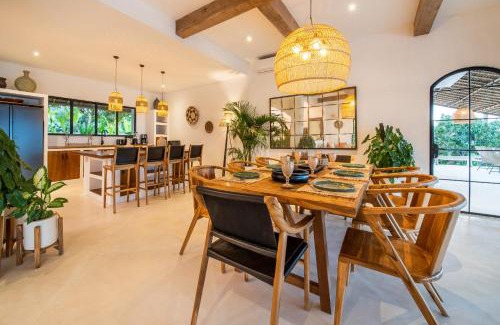 Tigawasa Villa | Villa Moonlight Lovina