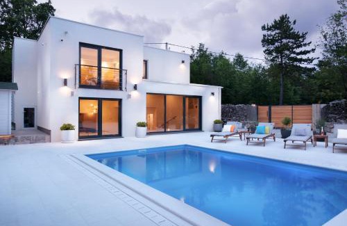 Viskovo Villa | Villa Moretto with private swimming pool and jacuzzi