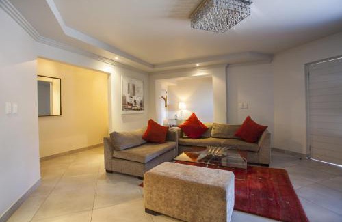 Greater Johannesburg Metropolitan Area Hotel | Villa Moyal