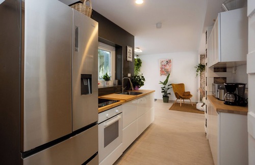 La Cala del Moral Villa | Villa Naim Guest House 200m beach