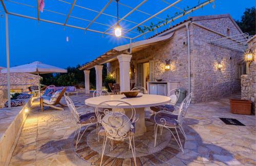 Petaleia Villa | Villa Natura, Tranquility & Privacy near Acharavi
