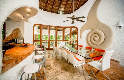 Alfredo V. Bonfil House | Villa Natural Luxury Architect Villa