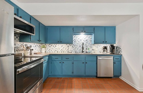 Villa West Apartment | Villa Navidad ~ Aggieland Vacation Rentals