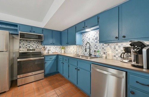 Villa West Apartment | Villa Navidad ~ Aggieland Vacation Rentals