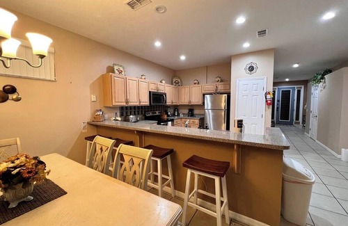 Sunset Lakes House | Villa near Disney Jacuzzi Pool 4bed-3baths