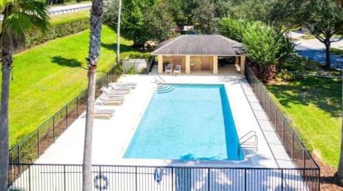 Sunset Lakes House | Villa Near Disney Jacuzzi Pool 4bed-3baths