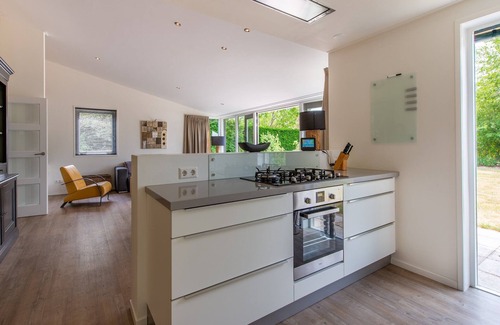 Kamperland House | Villa near Veerse Meer with Garden Views