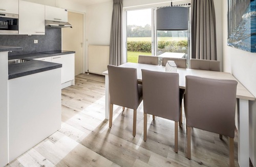 Scharendijke Villa | Villa near Zeeland Beach in Holiday Park