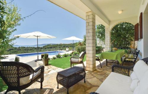 Okrug Donji Villa | Villa Nela