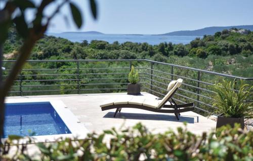Okrug Donji Villa | Villa Nela