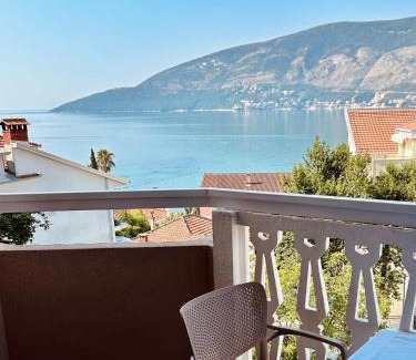 Topla House | Villa Nena